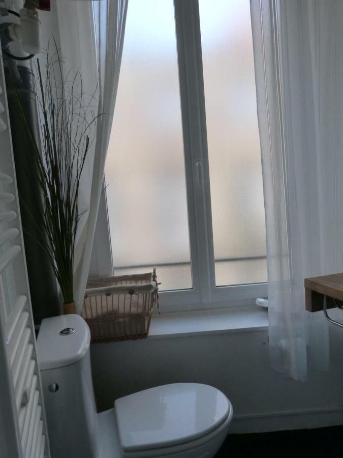 Chambre D'Hotes La Grotte De Voltaire 南特 外观 照片